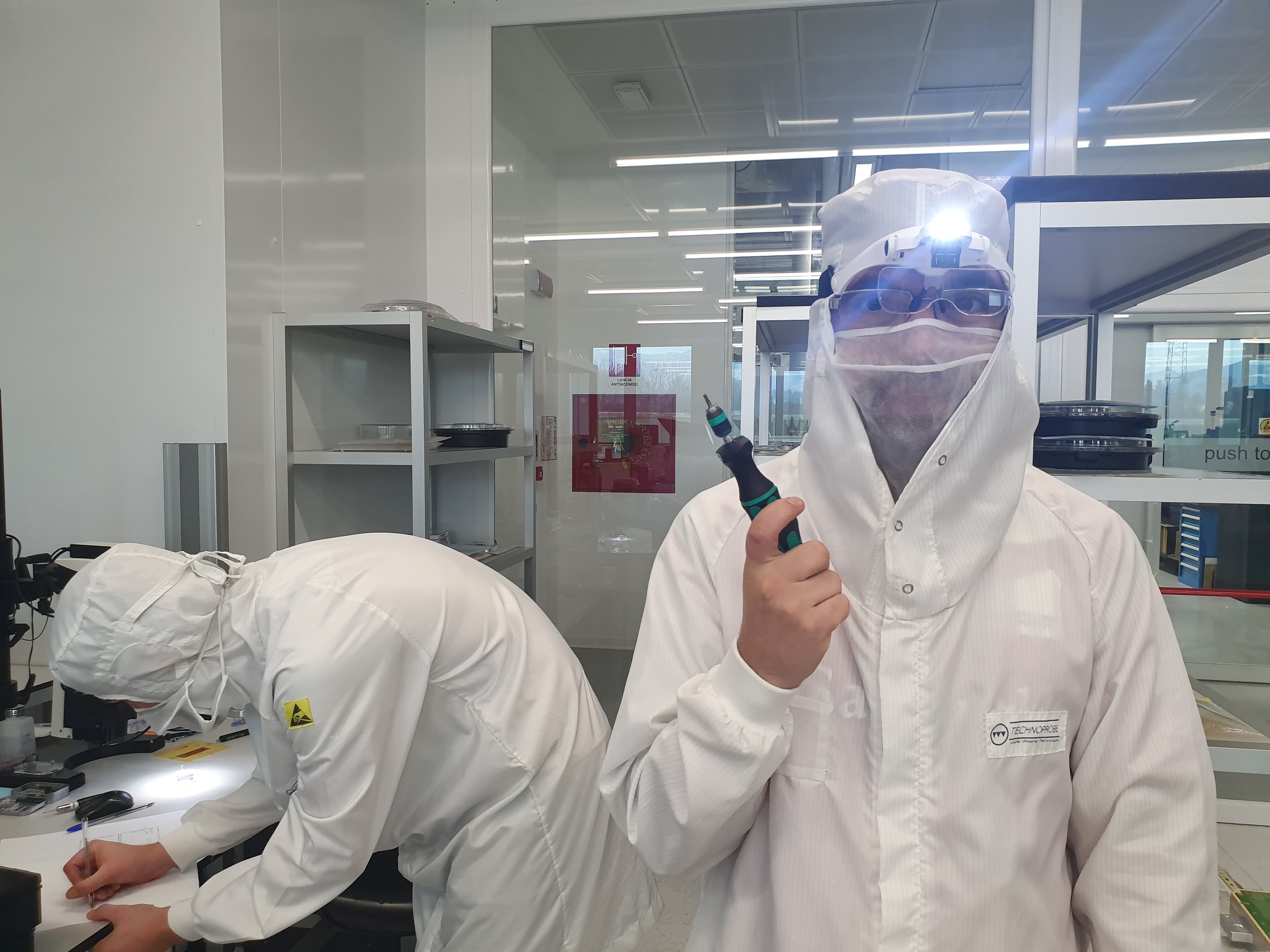 Trabajando en Technoprobe